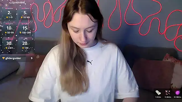 Haley Vixen online show from 12/14/25, 09:03