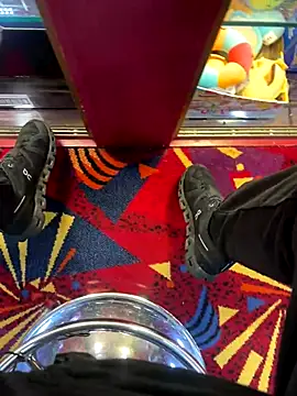 scottttyysc online show from 10/14/25, 04:19