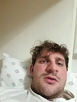 michemichemiche8 online show from 11/14/25, 09:46