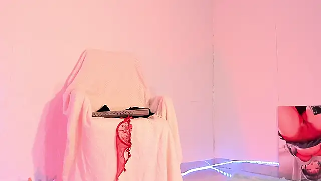 Snapshot of NattSumi chatting on 01/20/25, 11:21 NattSumi online show from 01/20/25, 11:21