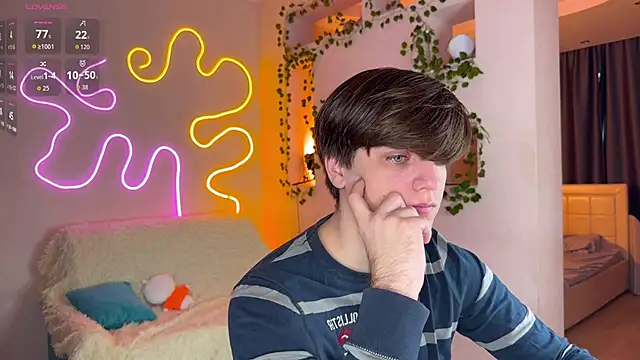 RobertAndLinela online show from 10/25/25, 12:34