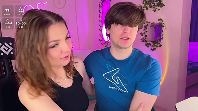 RobertAndLinela online show from 11/24/25, 04:07