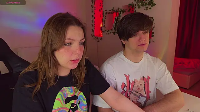 RobertAndLinela online show from 03/23/26, 02:48