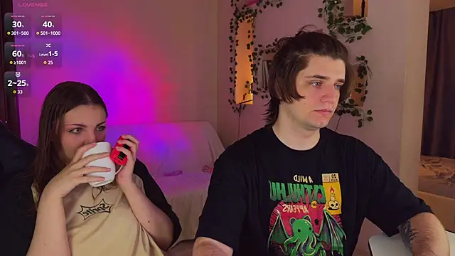 RobertAndLinela online show from 07/28/26, 01:12