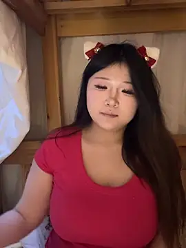 Snapshot of Happyou2 chatting on 01/29/25, 02:53 Happyou2 online show from 01/29/25, 02:53