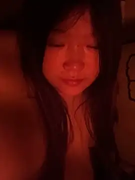 Snapshot of Happyou2 chatting on 02/28/25, 03:26 Happyou2 online show from 02/28/25, 03:26