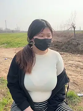 Snapshot of Happyou2 chatting on 03/09/25, 07:12 Happyou2 online show from 03/09/25, 07:12