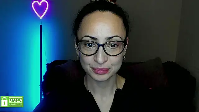 Arianasweety23 online show from 02/04/25, 09:52