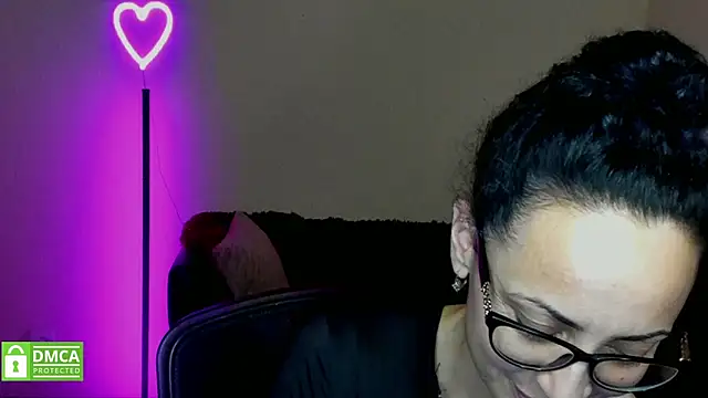 Arianasweety23 online show from 02/09/25, 12:39