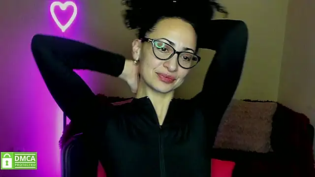 Arianasweety23 online show from 02/09/25, 03:43