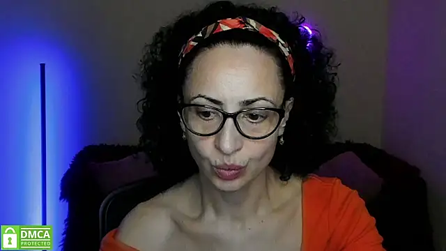 Arianasweety23 online show from 03/18/25, 06:26