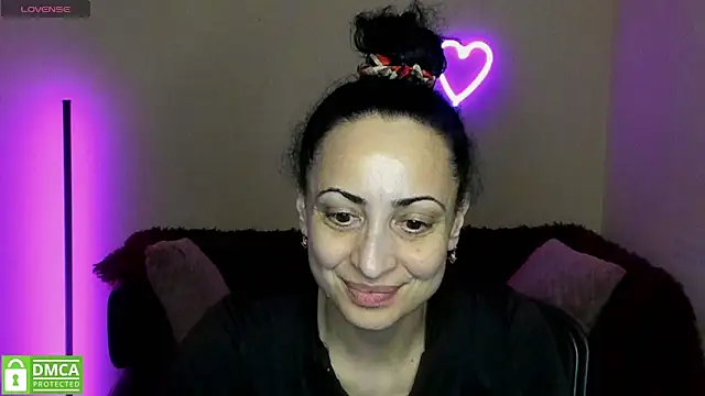 Arianasweety23 online show from 03/20/25, 09:35