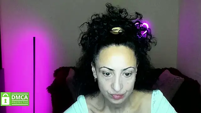 Arianasweety23 online show from 10/19/25, 05:24