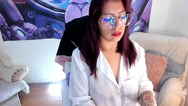 Irene Grey20 online show from 10/19/25, 01:39