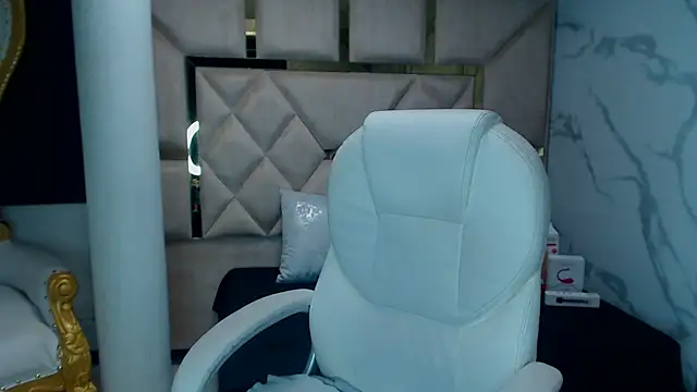 IsabellRodriguez18 online show from 03/09/25, 11:36