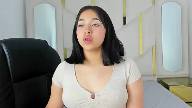 IsabellRodriguez18 online show from 10/02/25, 03:46