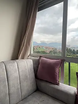 IsabellRodriguez18 online show from 02/06/26, 09:29