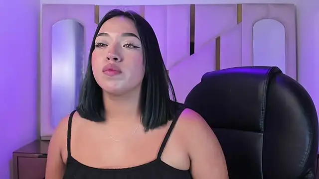 IsabellRodriguez18 online show from 05/14/26, 03:24