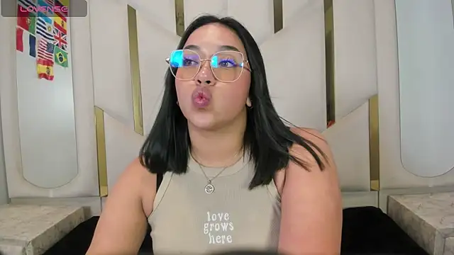 IsabellRodriguez18 online show from 07/01/26, 03:52