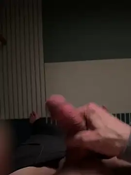 Snapshot of mas317592 chatting on 02/06/25, 10:43 mas317592 online show from 02/06/25, 10:43