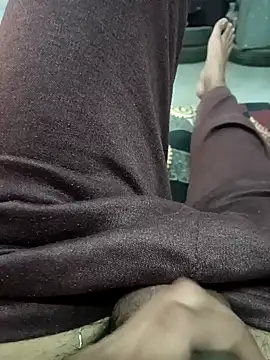 IamRentedBoybfriend online show from 02/02/25, 09:51