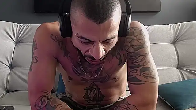 callme douglas online show from 09/19/25, 02:18