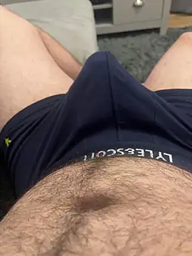 22TT2295 online show from 11/06/25, 04:57