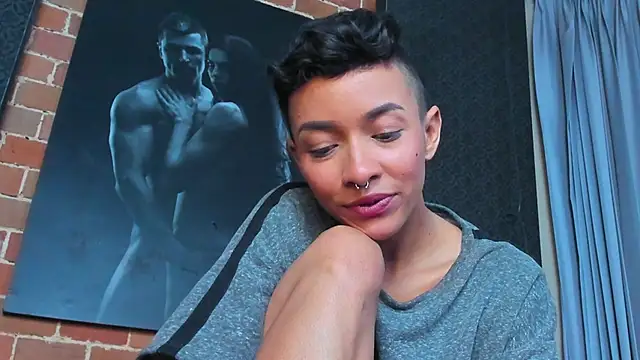 Snapshot of AntonAndSofii chatting on 01/28/25, 06:27 AntonAndSofii online show from 01/28/25, 06:27