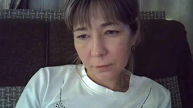 Snapshot of EllaJohnsonX chatting on 01/20/25, 01:50 EllaJohnsonX online show from 01/20/25, 01:50