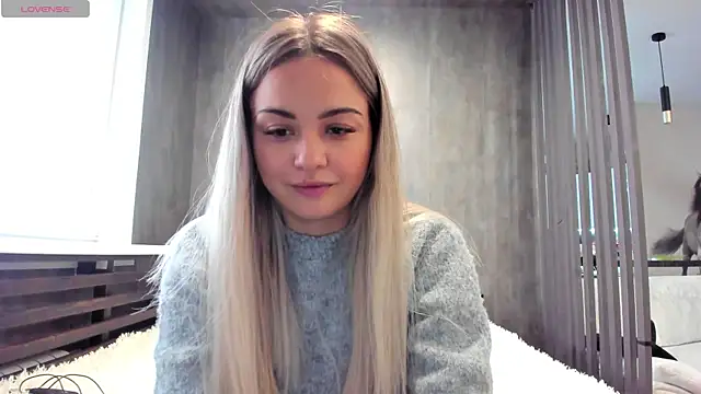 Mia   murrr online show from 11/08/25, 05:07