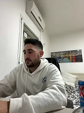 Snapshot of luffykingofpirets chatting on 01/08/25, 11:52 luffykingofpirets online show from 01/08/25, 11:52