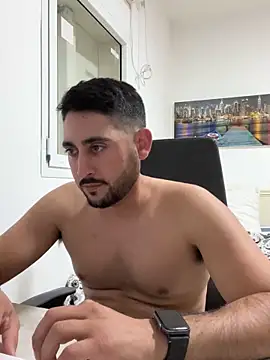 Snapshot of luffykingofpirets chatting on 01/10/25, 10:25 luffykingofpirets online show from 01/10/25, 10:25