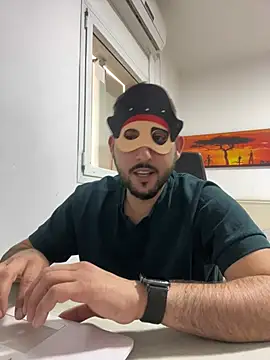 Snapshot of luffykingofpirets chatting on 02/13/25, 10:02 luffykingofpirets online show from 02/13/25, 10:02