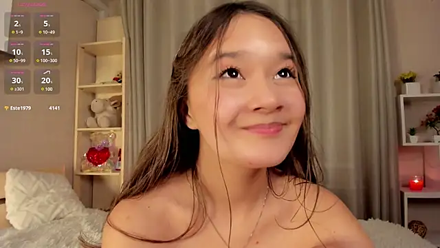 Snapshot of Maekko chatting on 02/16/25, 07:05 Maekko online show from 02/16/25, 07:05