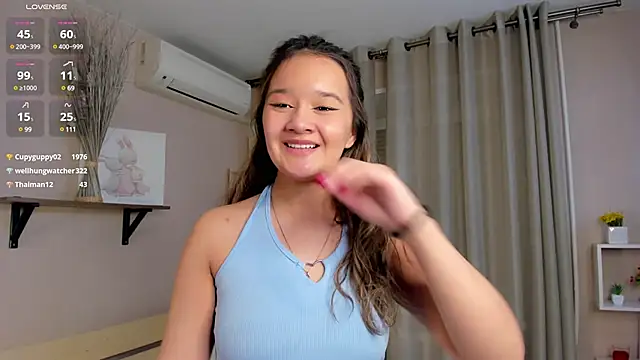 Snapshot of Maekko chatting on 02/25/25, 06:31 Maekko online show from 02/25/25, 06:31