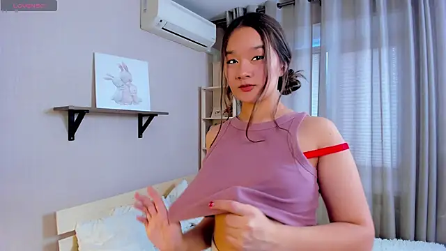 Snapshot of Maekko chatting on 03/22/25, 01:30 Maekko online show from 03/22/25, 01:30