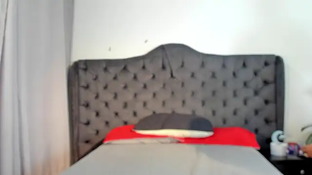 Snapshot of two_milkyway chatting on 01/08/26, 02:30 two milkyway online show from 01/08/26, 02:30