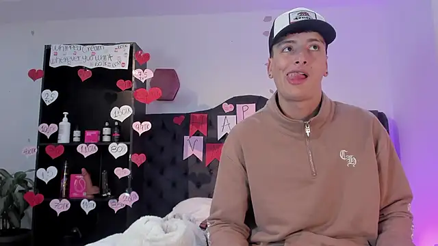 Snapshot of two_milkyway chatting on 02/16/26, 12:45 two milkyway online show from 02/16/26, 12:45