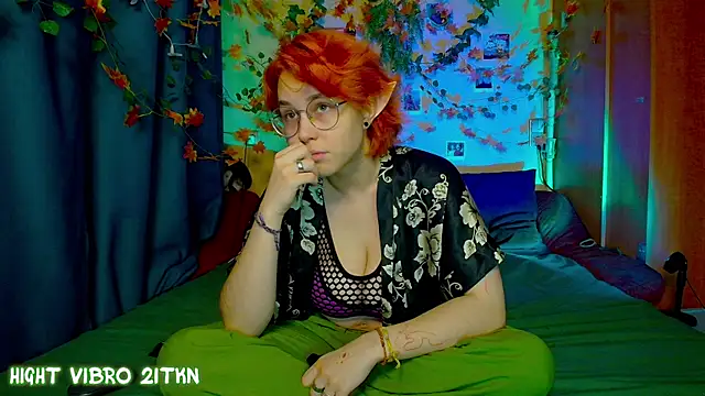 TrickyKitsune online show from 11/17/25, 01:50