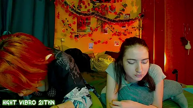 TrickyKitsune online show from 11/30/25, 04:55