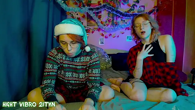 TrickyKitsune online show from 12/21/25, 02:02