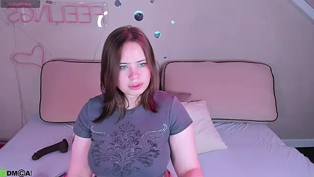 Snapshot of EricaElliott chatting on 10/17/25, 09:56 EricaElliott online show from 10/17/25, 09:56