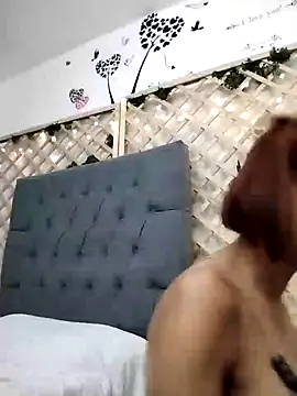 Snapshot of Mia_WAll chatting on 12/31/24, 11:17 Mia WAll online show from 12/31/24, 11:17