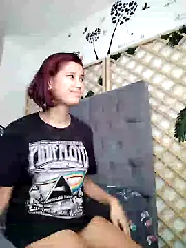 Snapshot of Mia_WAll chatting on 01/06/25, 06:20 Mia WAll online show from 01/06/25, 06:20