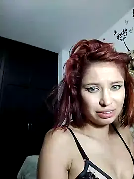 Snapshot of Mia_WAll chatting on 01/18/25, 01:30 Mia WAll online show from 01/18/25, 01:30