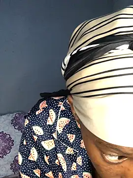 xxSexyTalia28 online show from 03/11/26, 10:05