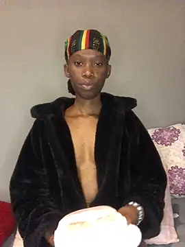 xxSexyTalia28 online show from 04/24/26, 07:22