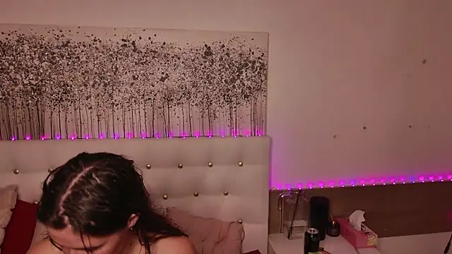 Snapshot of StellaFrost chatting on 09/20/25, 03:02 StellaFrost online show from 09/20/25, 03:02