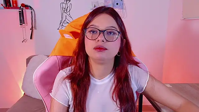 EmiF26 online show from 03/22/25, 04:35