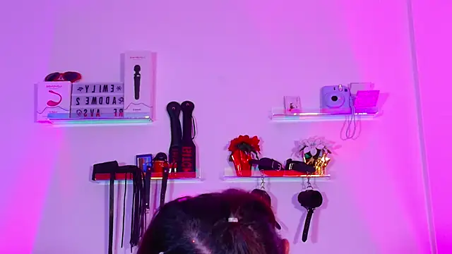 EmiF26 online show from 11/21/25, 10:19